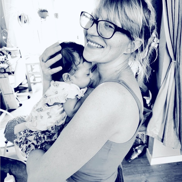 Meet your Posher, Jessica - Picture 1 of 1